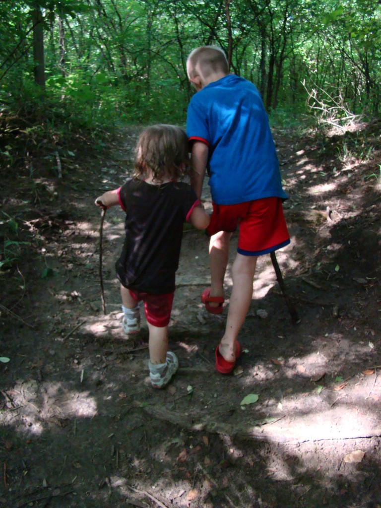 Kids Hiking in Ohio
