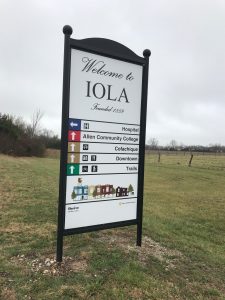 Iola